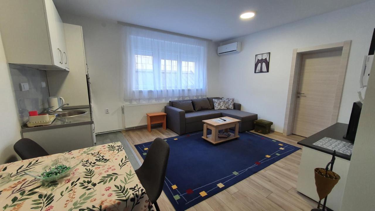 IMPERIUM stan na dan Apartment Indija Bagian luar foto